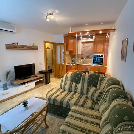 Lejlighed Napsugar Apartman By Bltn Balatonlelle